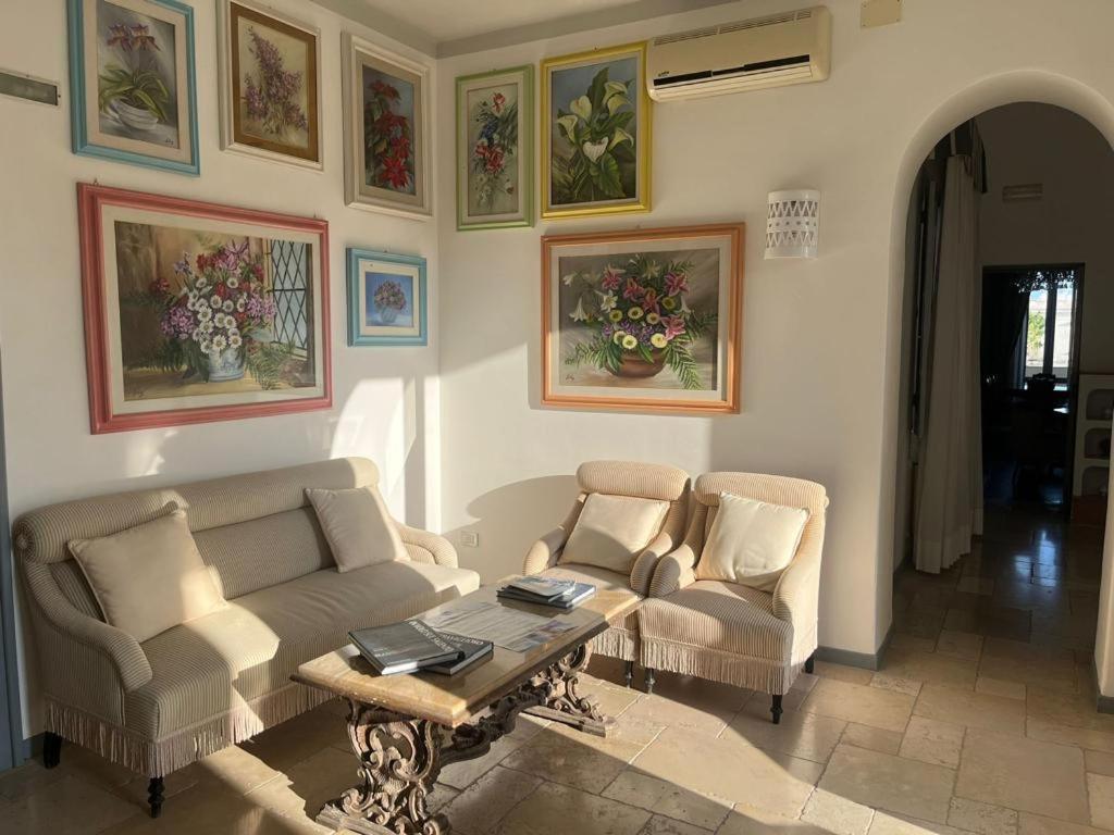 Palazzo Angelelli Bed & Breakfast Gallipoli Exterior foto