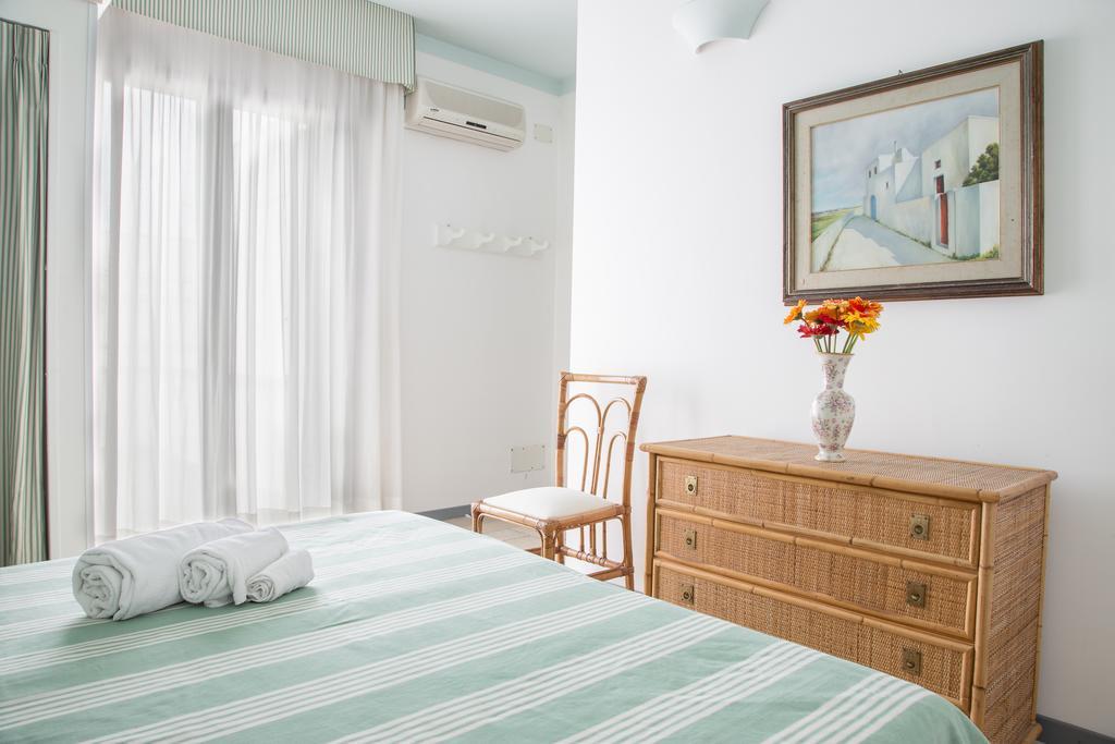 Palazzo Angelelli Bed & Breakfast Gallipoli Exterior foto