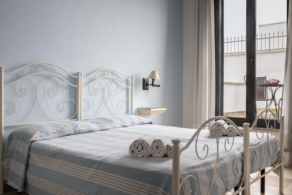 Palazzo Angelelli Bed & Breakfast Gallipoli Exterior foto